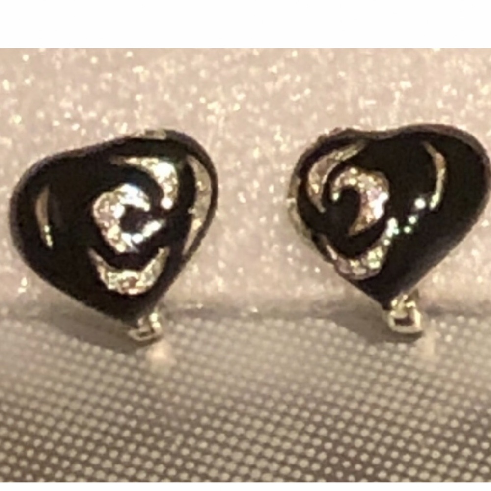 925 Sterling Silver Heart Shape Earrings NWOT
